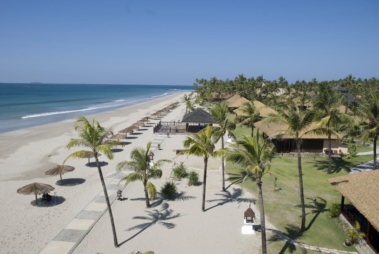 Aureum Palace Hotel & Resort Ngwe Saung Нгве-Саунг Экстерьер фото
