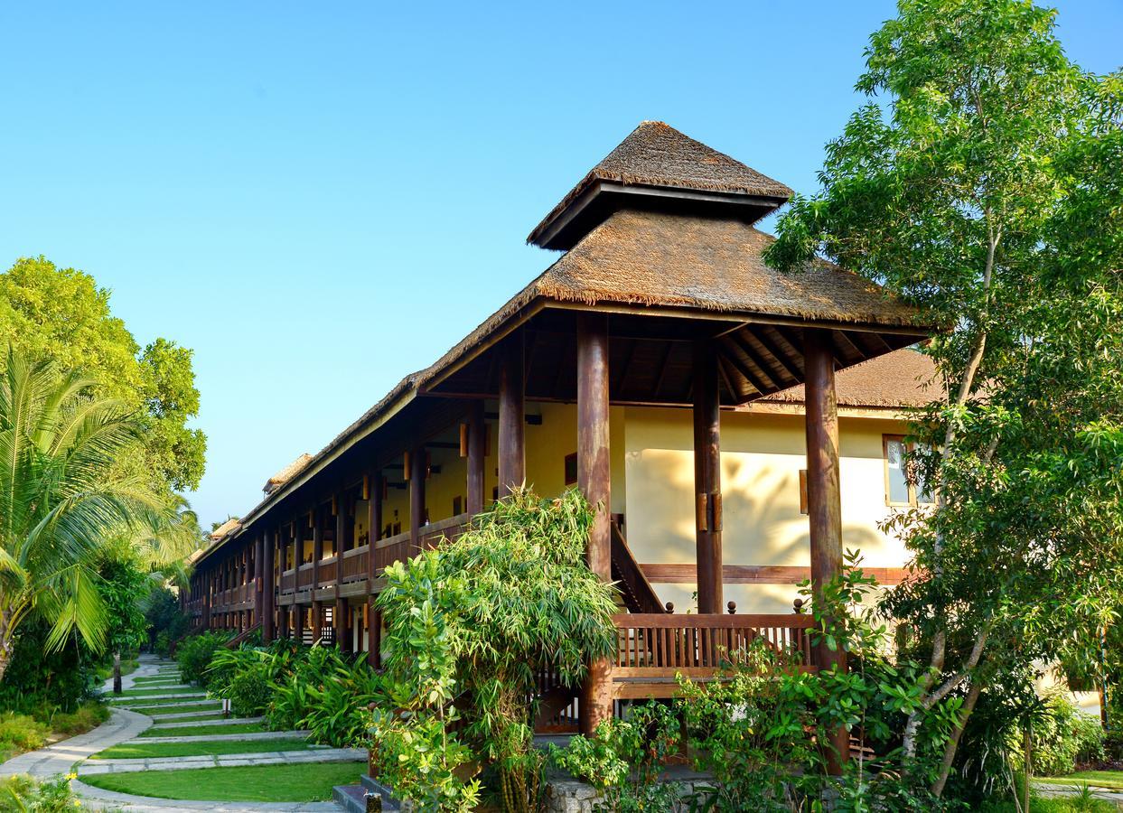 Aureum Palace Hotel & Resort Ngwe Saung Нгве-Саунг Экстерьер фото