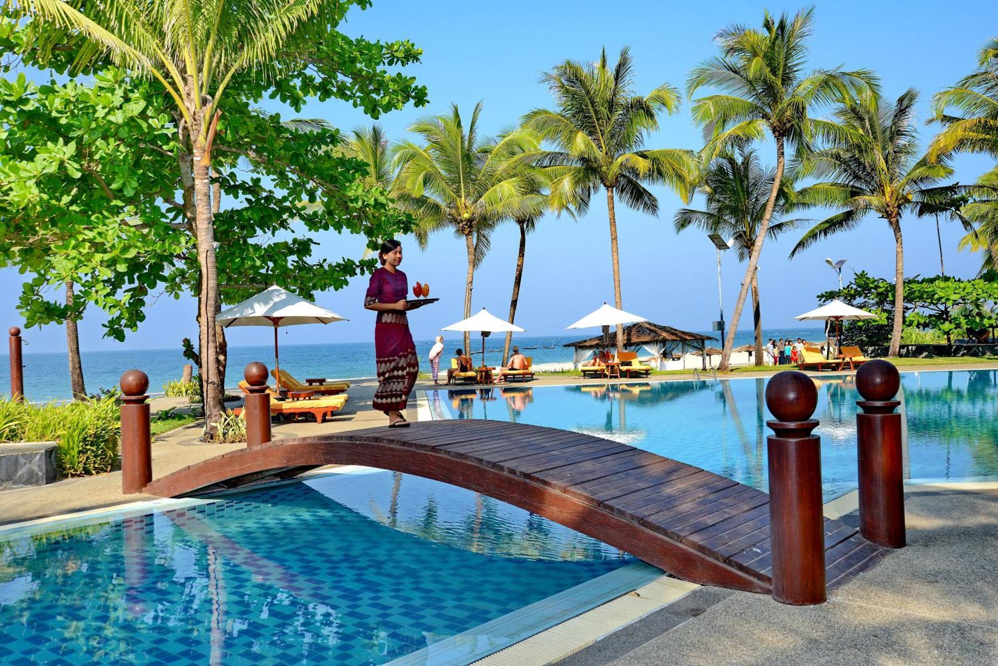 Aureum Palace Hotel & Resort Ngwe Saung Нгве-Саунг Экстерьер фото